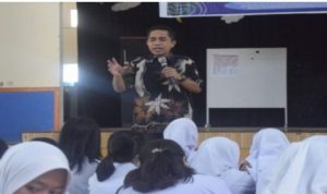 KPU Sulteng Goes to School, Target 78 Persen Partisipasi Pemilih di 2024  
