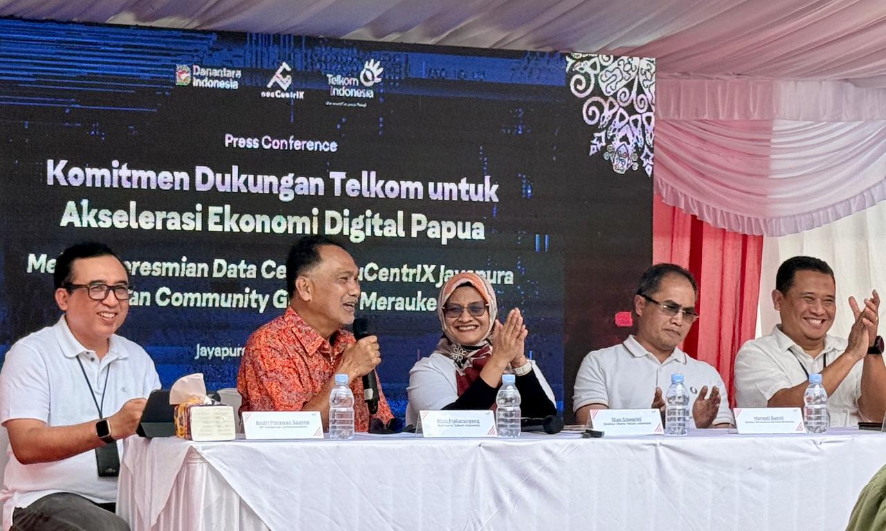 WhatsApp Image 2025-12-10 at 12.29.22 Dari Layanan Publik hingga Industri, Papua Siap Terbang dengan Data Center LokalDari Layanan Publik hingga Industri, Papua Siap Terbang dengan Data Center Lokal